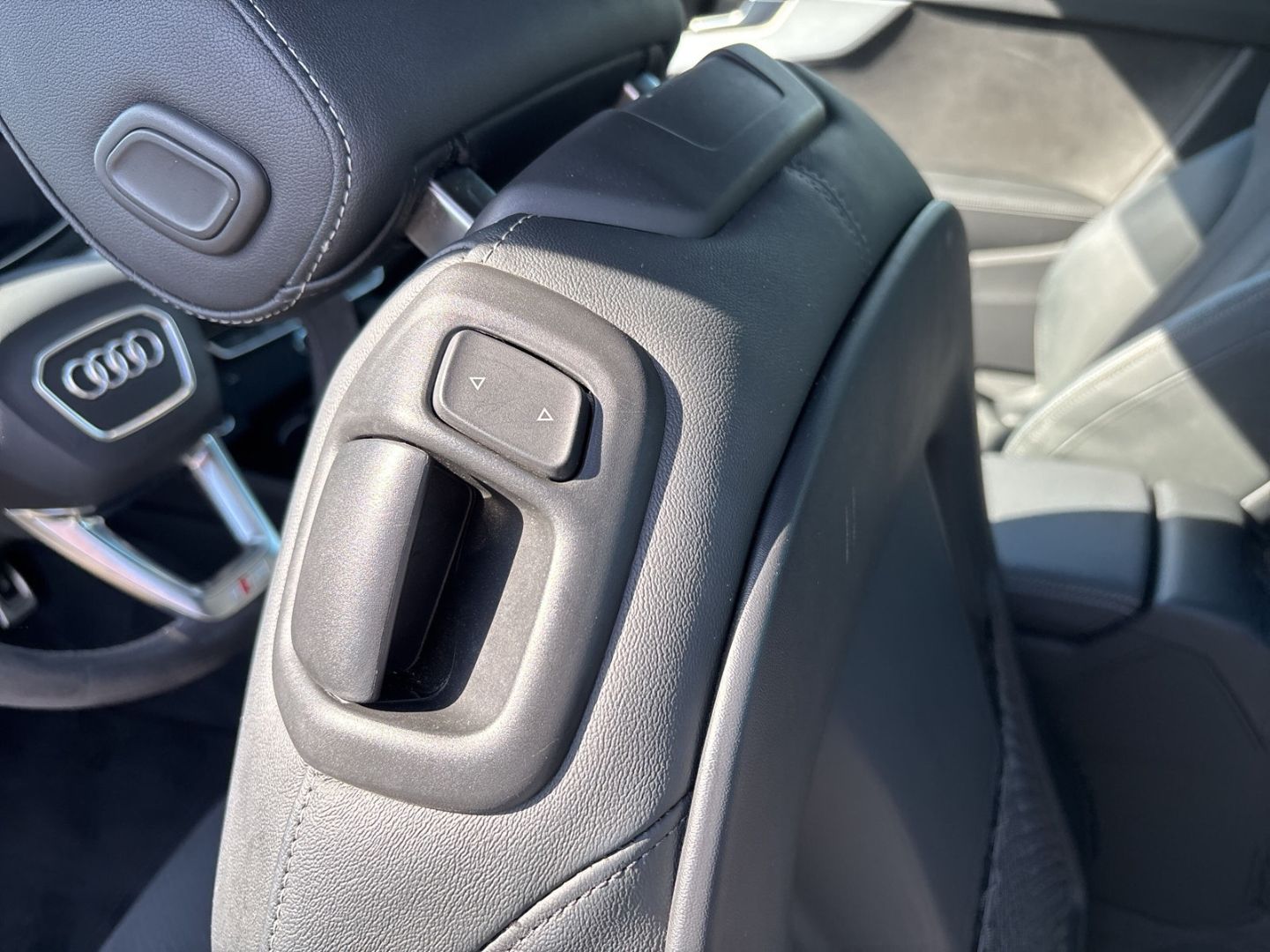 Audi A5 Cabriolet 45 TFSI quattro S tronic S line El.