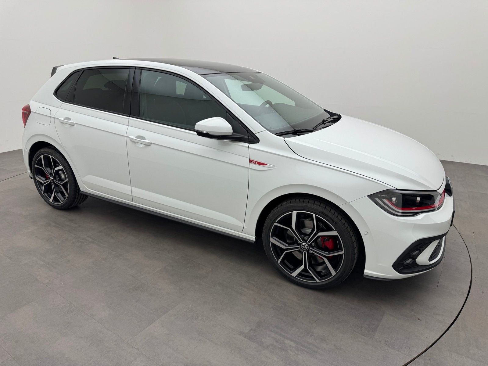 Volkswagen Polo GTI DSG IQ.DriveLederVarennaPanoParkComfort