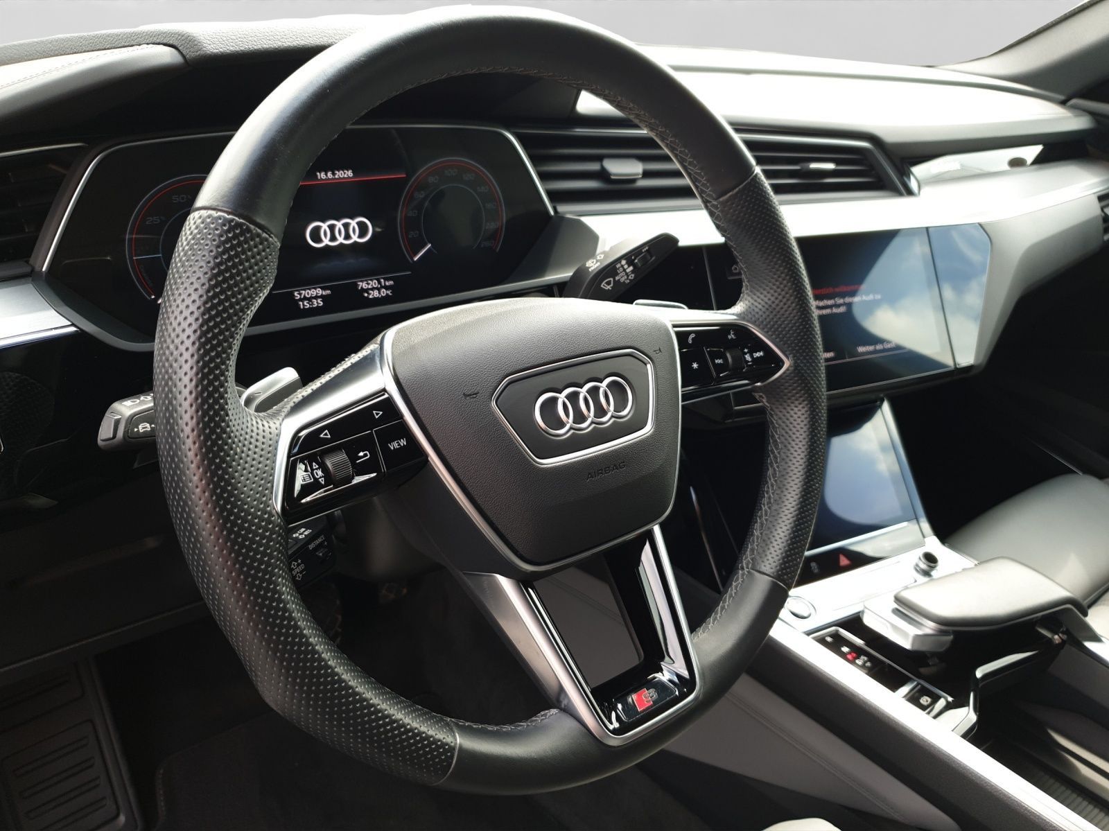 Audi e-tron Sportback 55 Q 2x S LINE UPE125 V-SPIEGEL