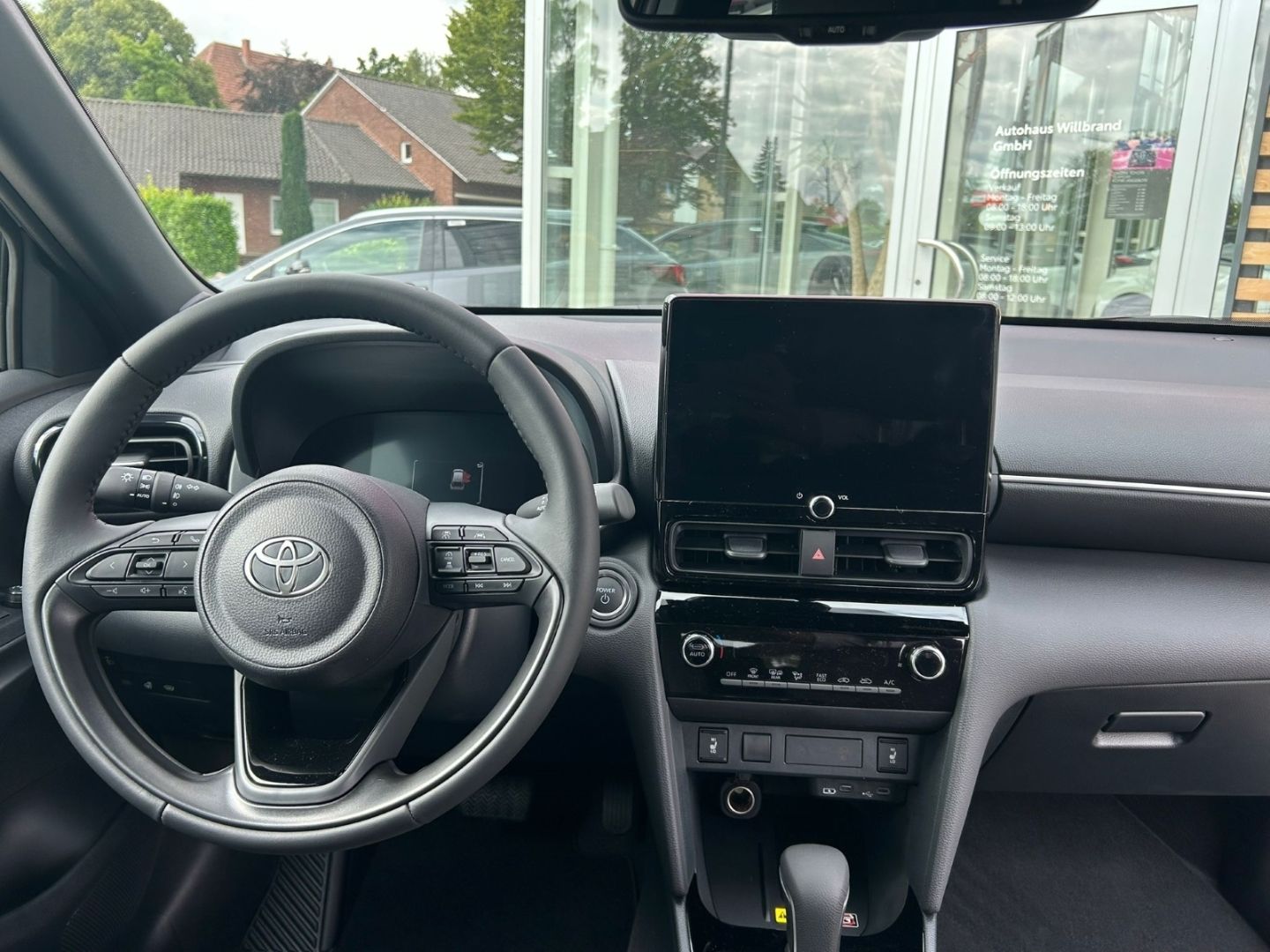 Toyota Yaris Cross Teamplayer 1.5l Hybrid Navi LED SHZ