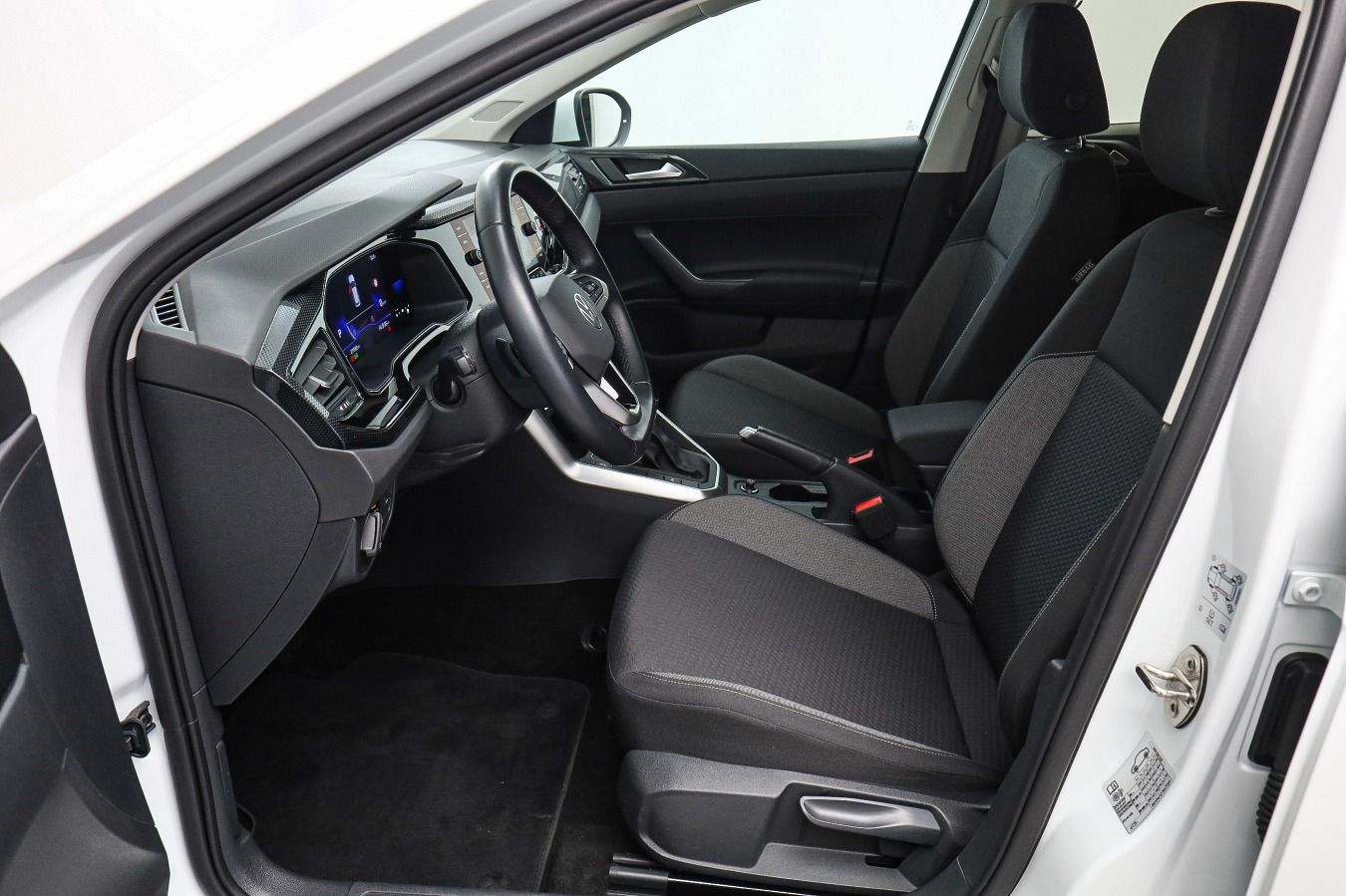 Volkswagen Taigo 1.0 TSI DSG LIFE - Samsaru's Car Outlet