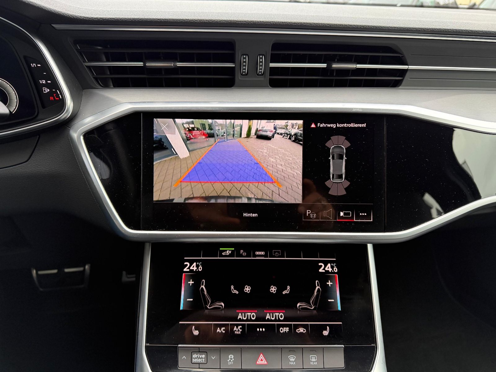 Audi RS6 Avant 4.0 TFSI quattro/Carbon/Pano/B&O/Laser