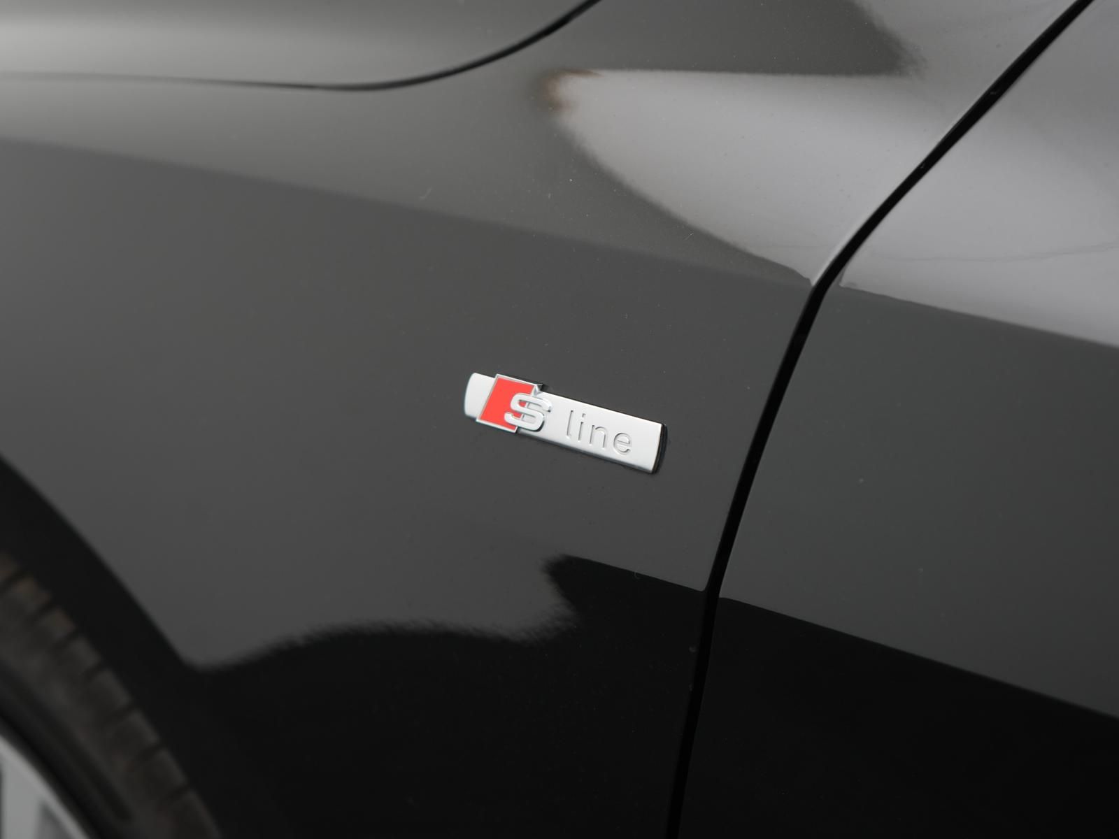 Audi A1 30 TFSI S line,TEMPO,APP,NAVI,SPURH,SHZ,PDC