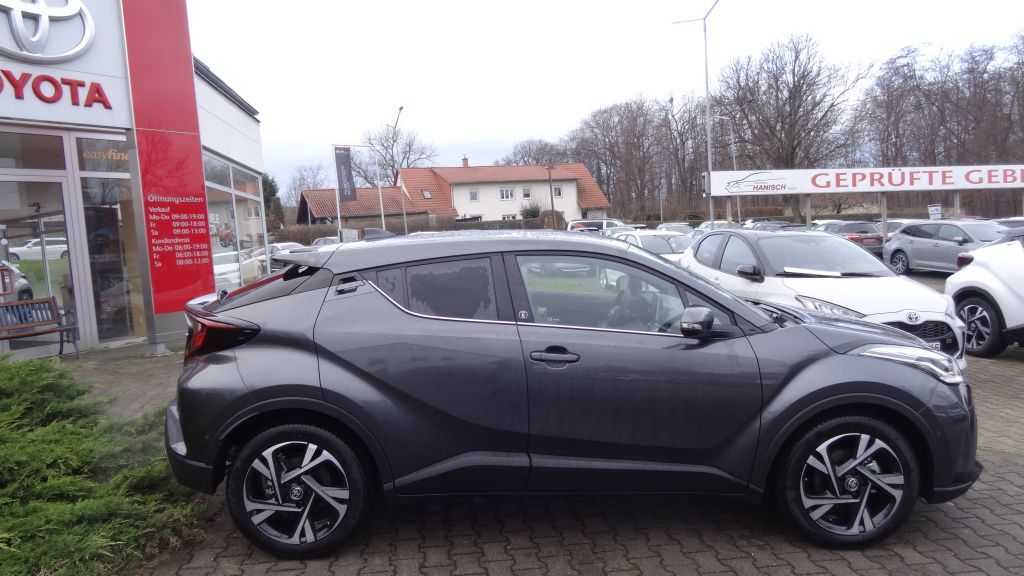 Toyota C-HR 2.0 Hybrid - Samsaru's Car Outlet