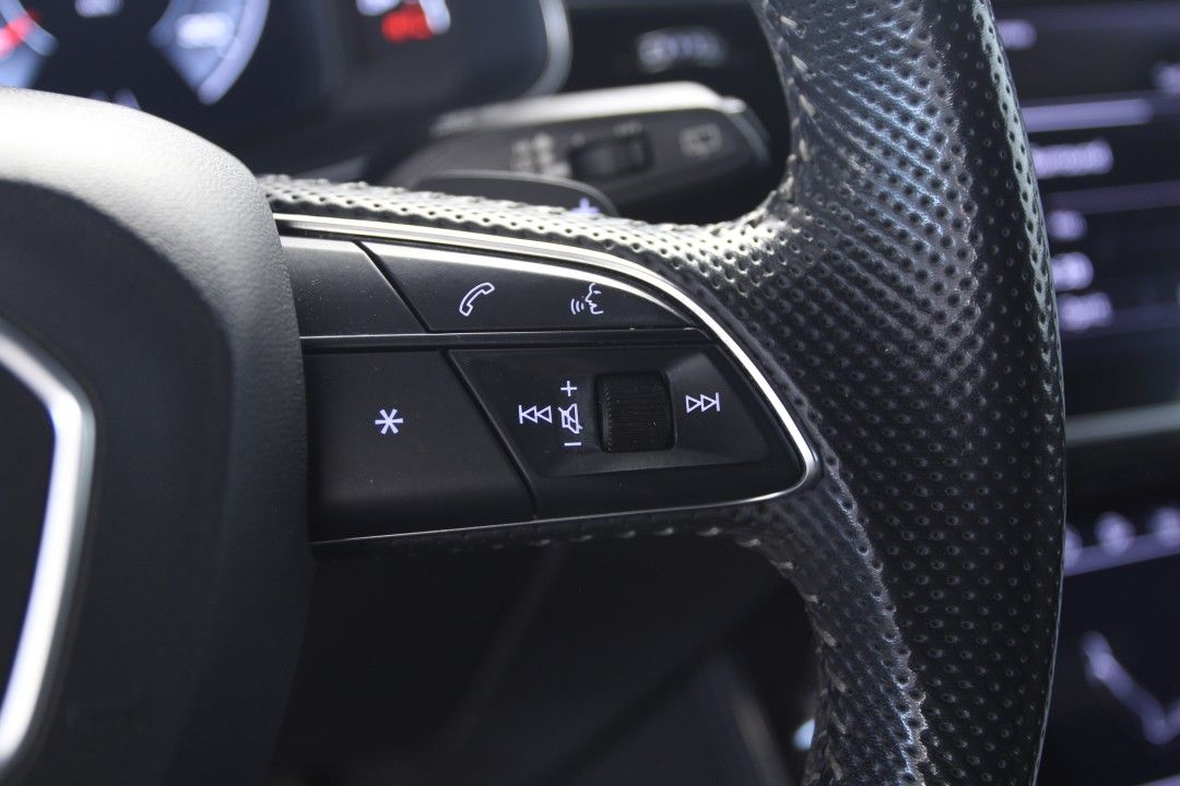 Audi Q8 50 TDI quattro S-line