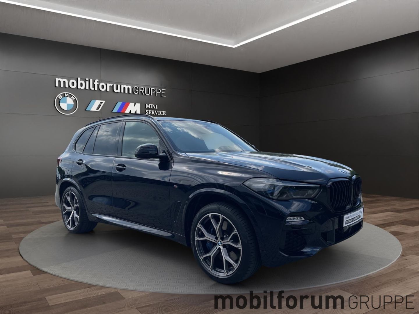 BMW X5 xDrive45e M-Sport Massage Luft AHK Panorama