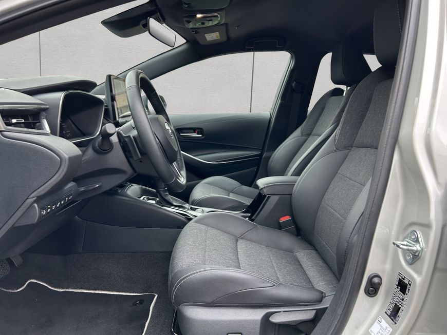 Toyota Corolla 2.0 Hybrid Touring Sports Team D