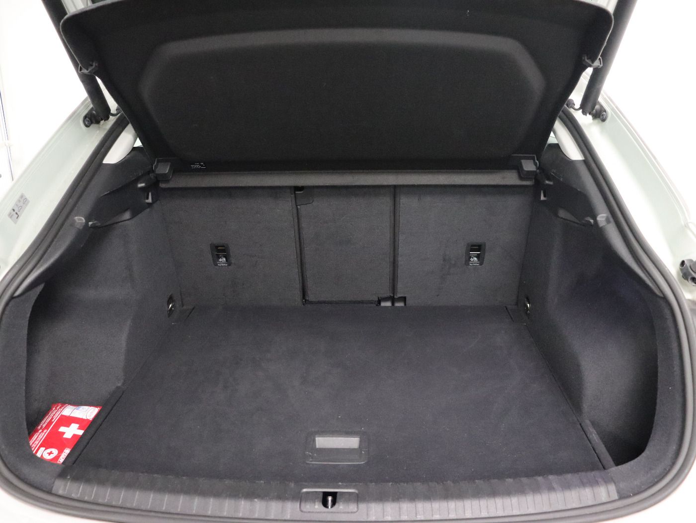 Audi Q3 Sportback 45 TFSI quattro S tronic - Samsaru's Car Outlet