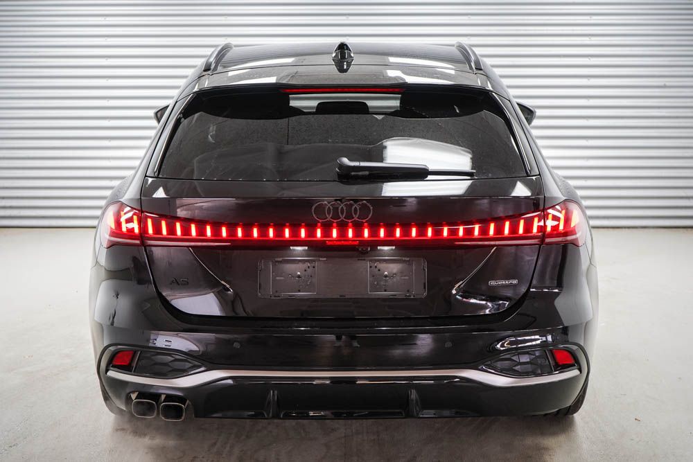 Audi A5 Avant TDI quattro s-tronic S-Line,AHK,B -LAG.