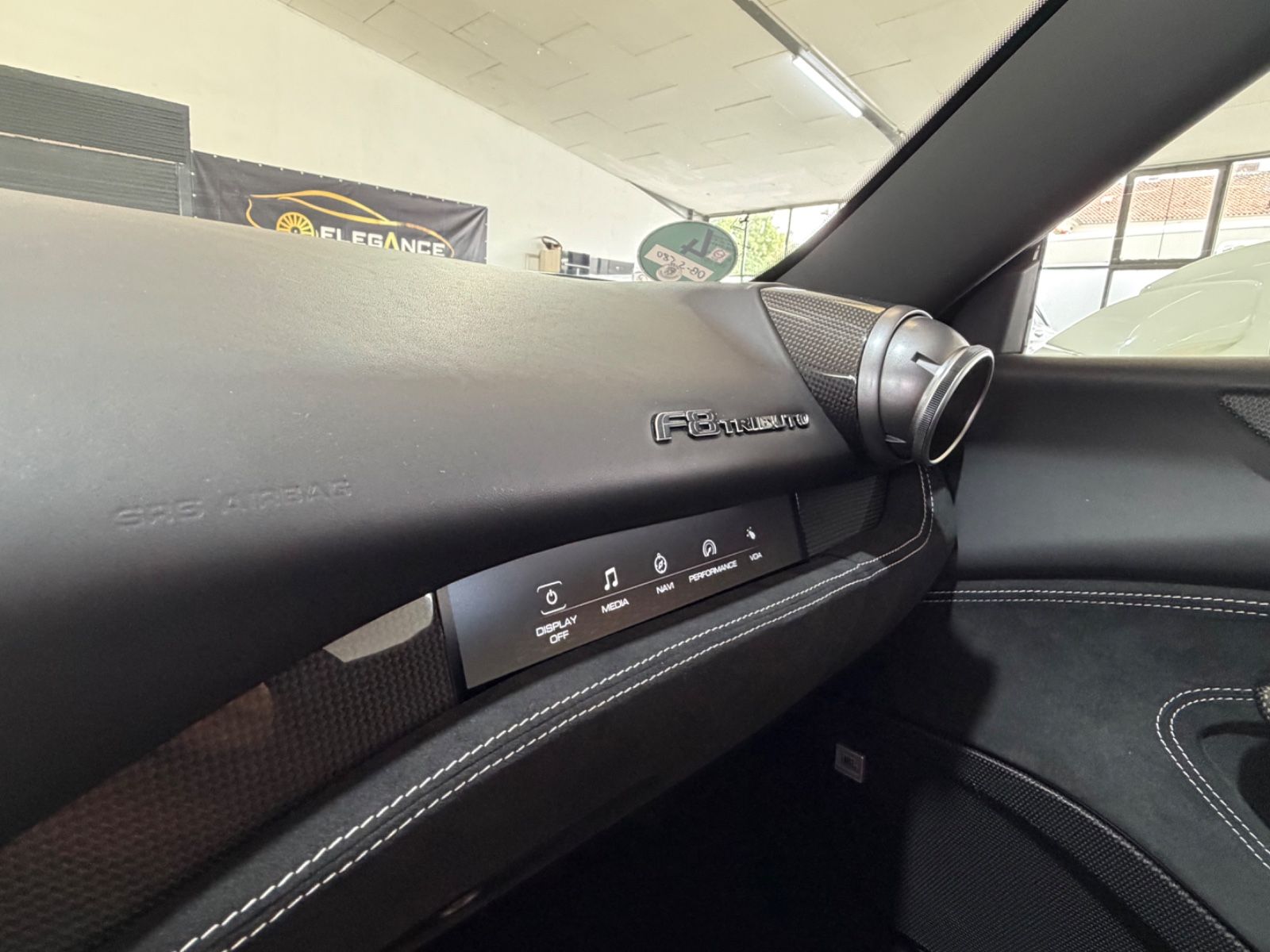 Ferrari F8 Carbon Paket/JBL/Lift