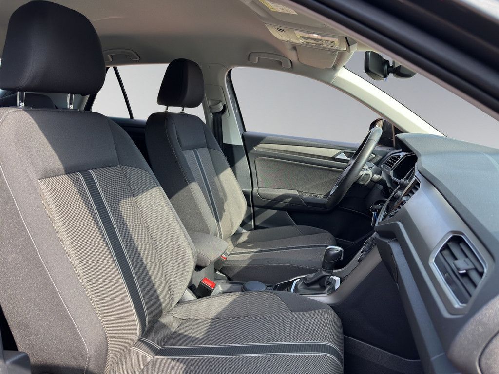 Volkswagen T-Roc 2.0 TDI Style - Samsaru's Car Outlet
