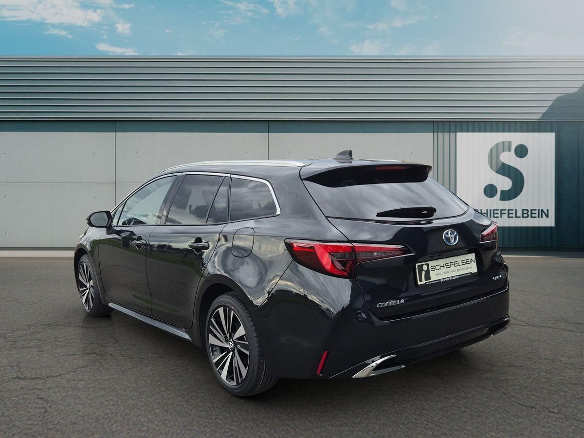 Toyota Corolla TS 1.8 Hybrid Teamplayer