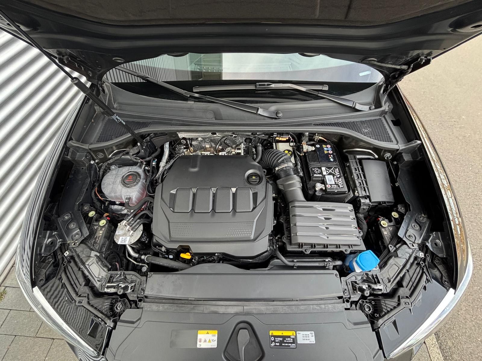 Audi Q3 35 TDI quattro - Samsaru's Car Outlet