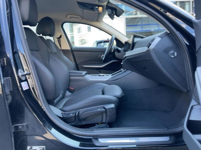 BMW 320 e Limousine - Samsaru's Car Outlet