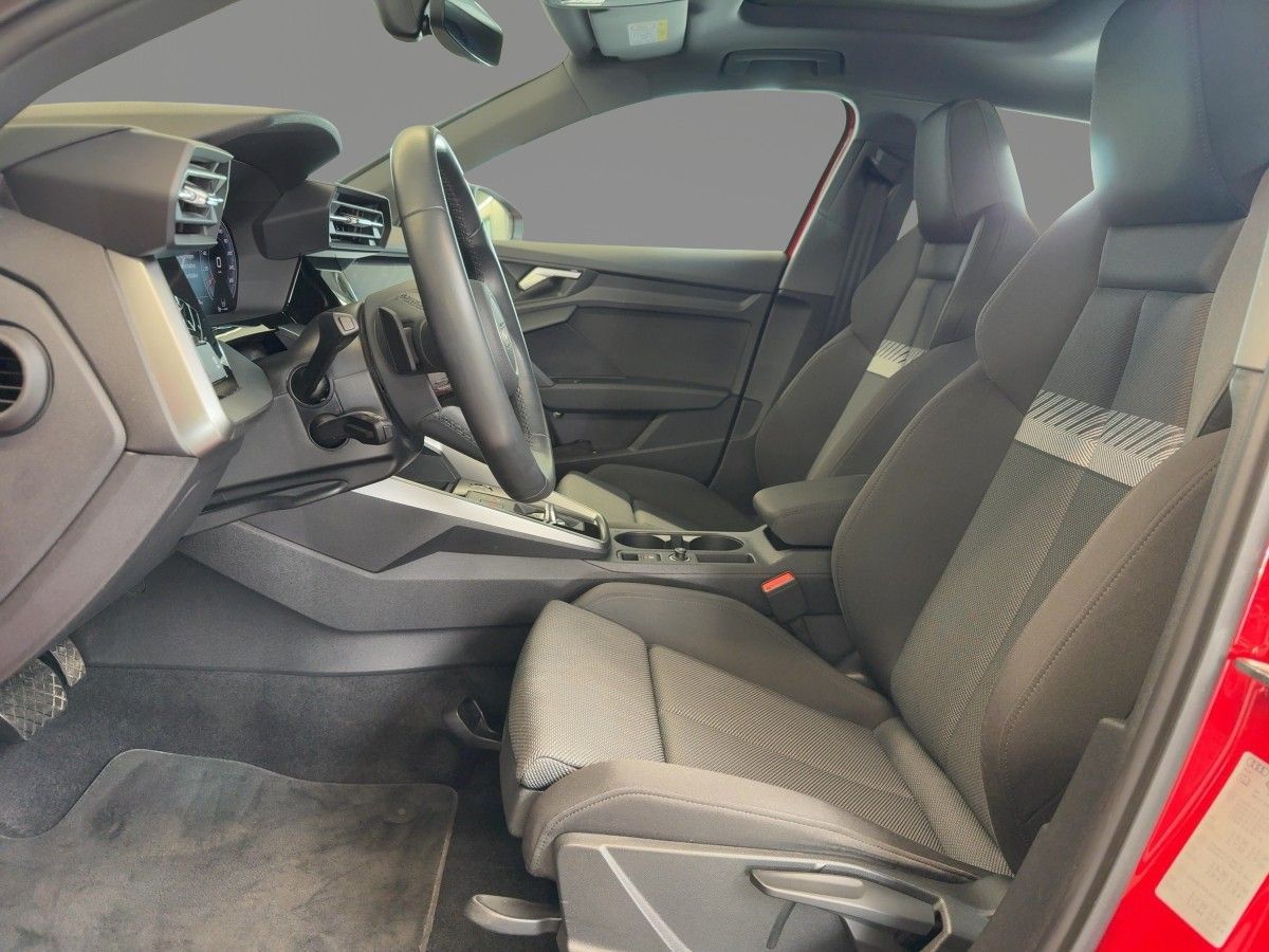 Audi A3 Sportback 30 TFSI g-tron Pano AHK Navi virtua