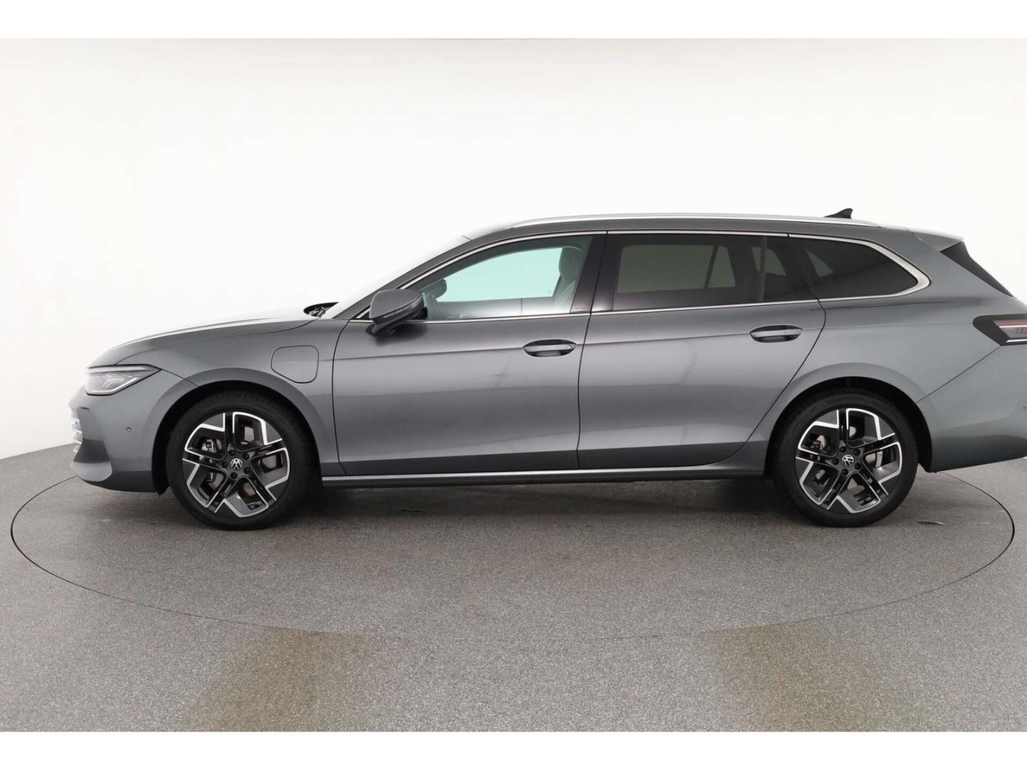 Volkswagen Passat 1.5 eHybrid Elegance DSG AHK/Matrix/NAV