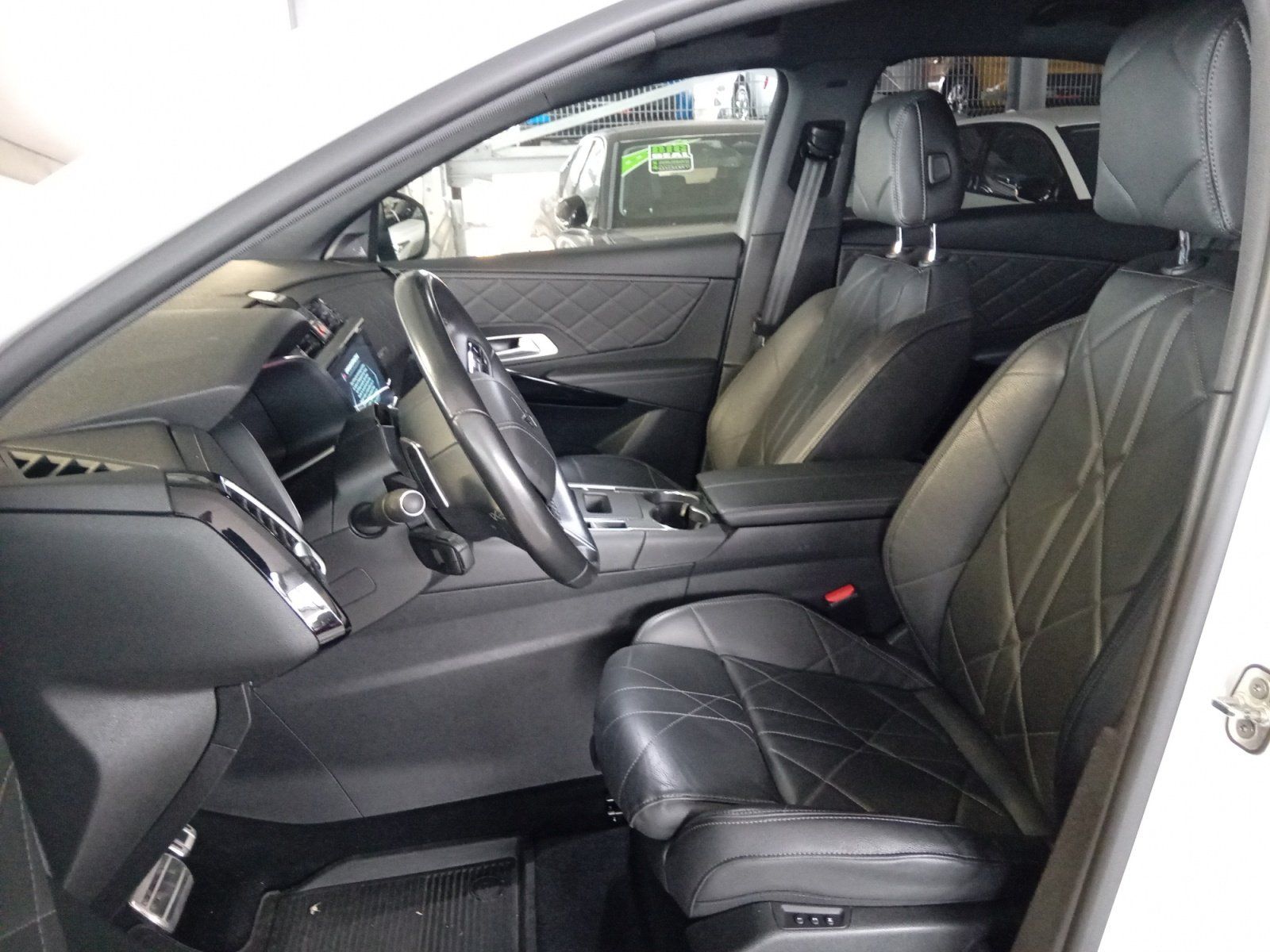 DS Automobiles DS7 Crossback E-Tense Rivoli Navi+SHZ+2xKlima