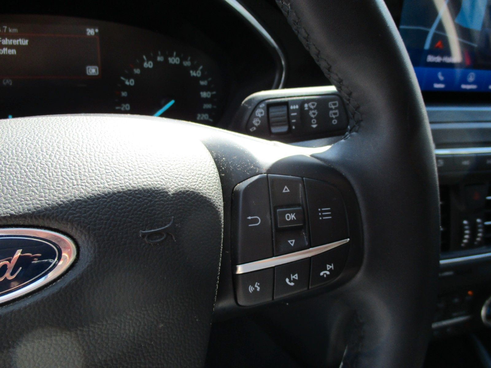 Ford Focus Turnier 1.0 EcoBoost ACTIVE - Samsaru's Car Outlet