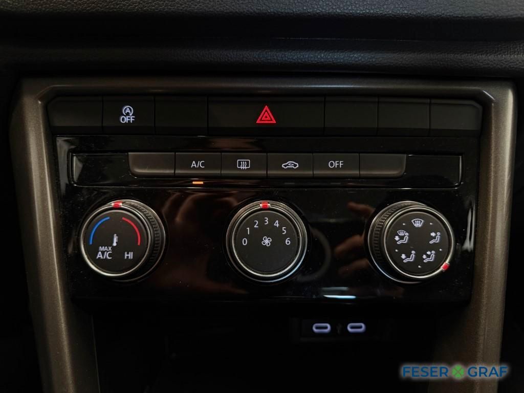 Volkswagen T-Roc Style 1.5 TSI - Samsaru's Car Outlet