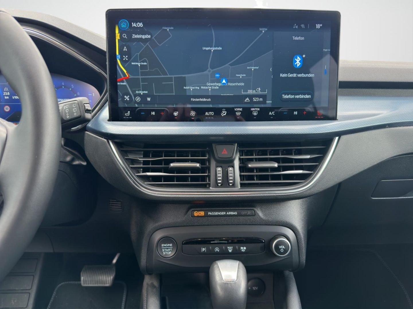 Ford Focus Turnier Active X Automaik ACC City Stop HU