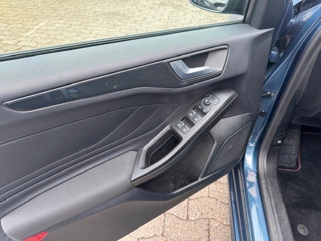 Ford Focus Turnier ST-Line X