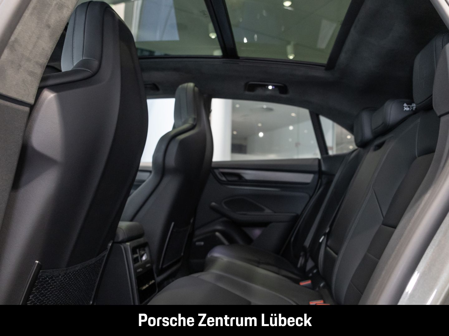 Porsche Macan Turbo BOSE Panoramadach Surround-View LED