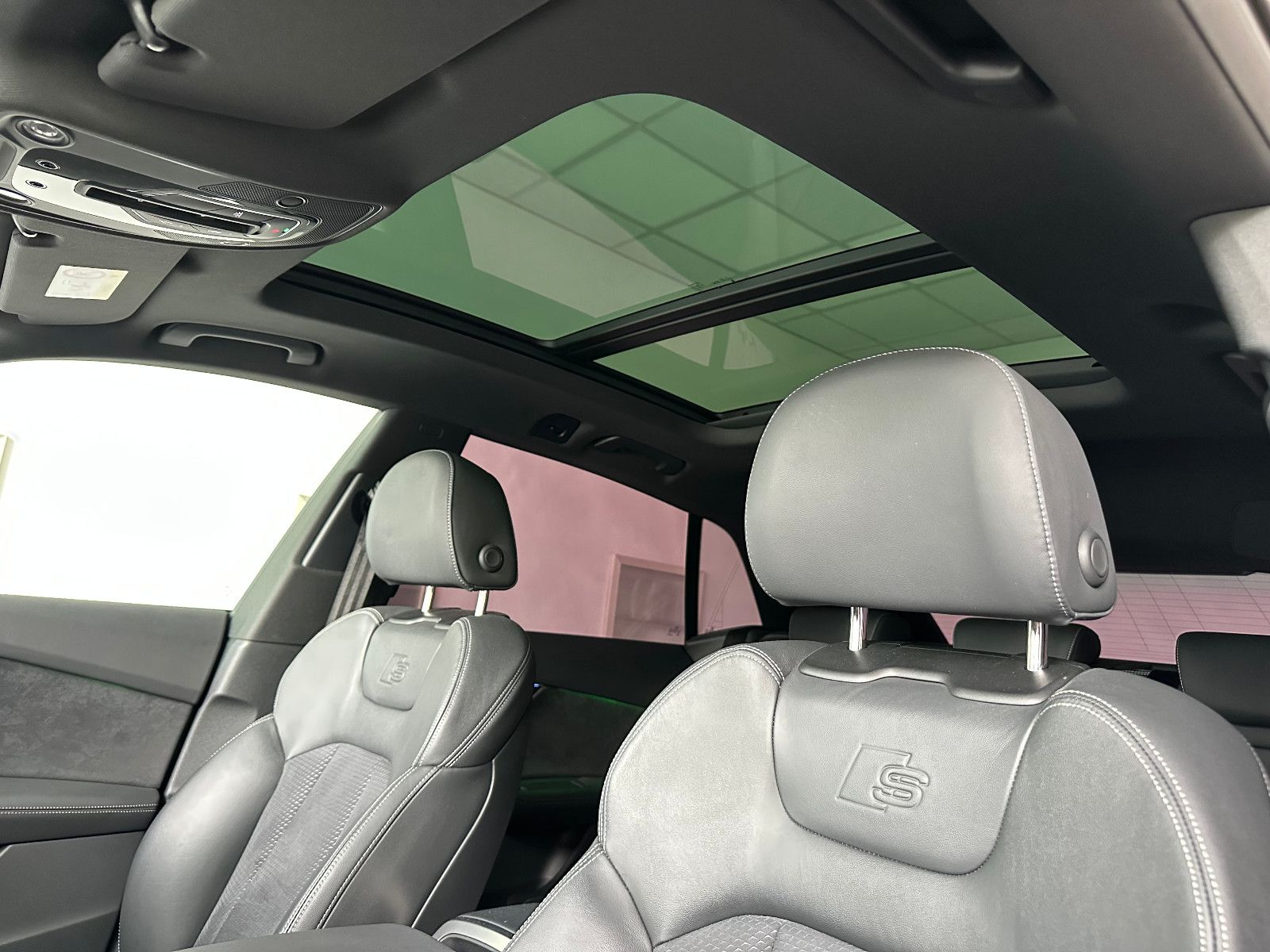 Audi Q8 50 TDI qu. tipt. S LINE COMP+AIR+AHZV+HD+B&O
