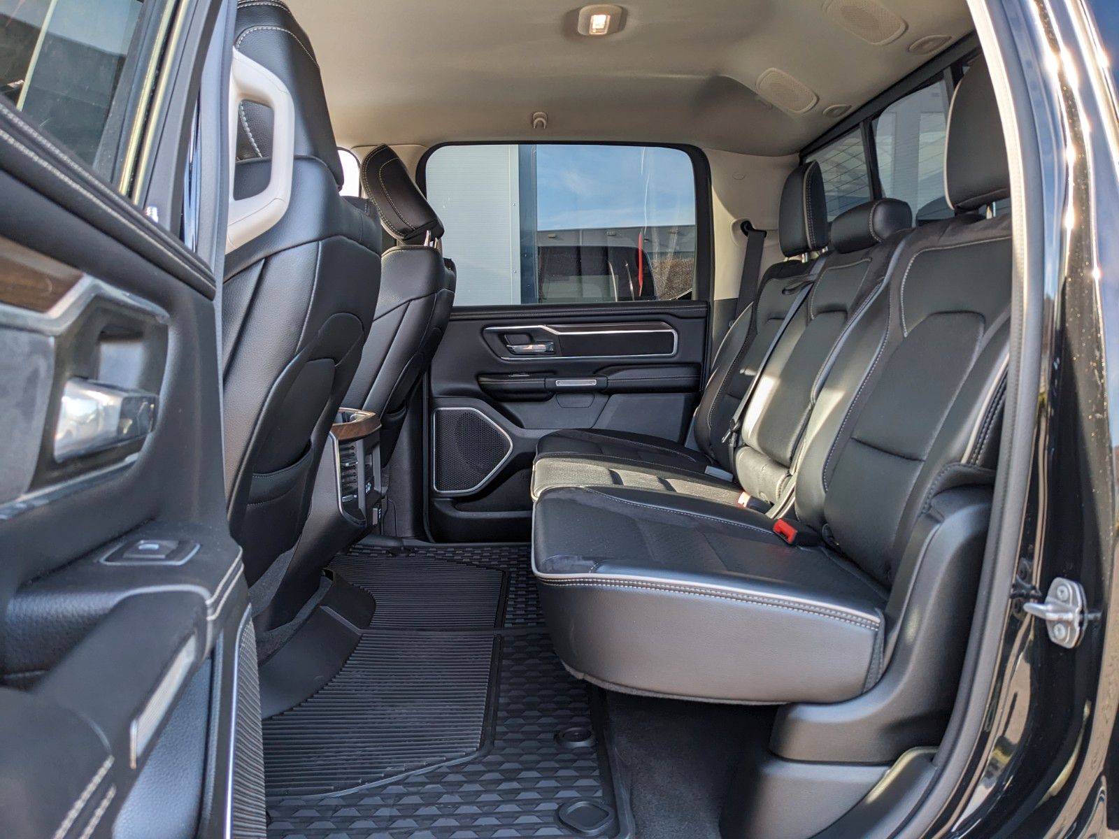 Dodge RAM 1500  Laramie  HEMI 5.7 LPG-Gas E-TORQUE 4x4