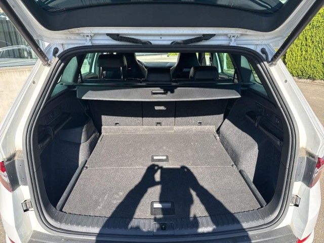 Skoda Kodiaq Sportline 2.0 TDI DSG 4x4 PANO+AHK+elHK