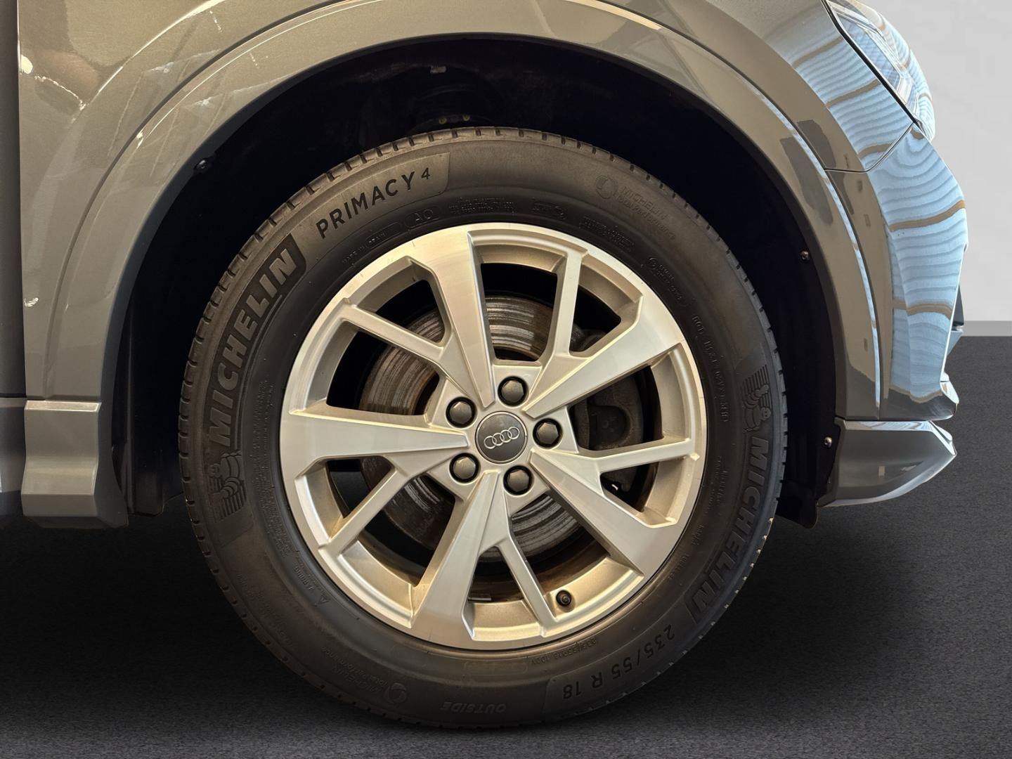 Audi Q3 40 TFSI quattro S tronic - Samsaru's Car Outlet