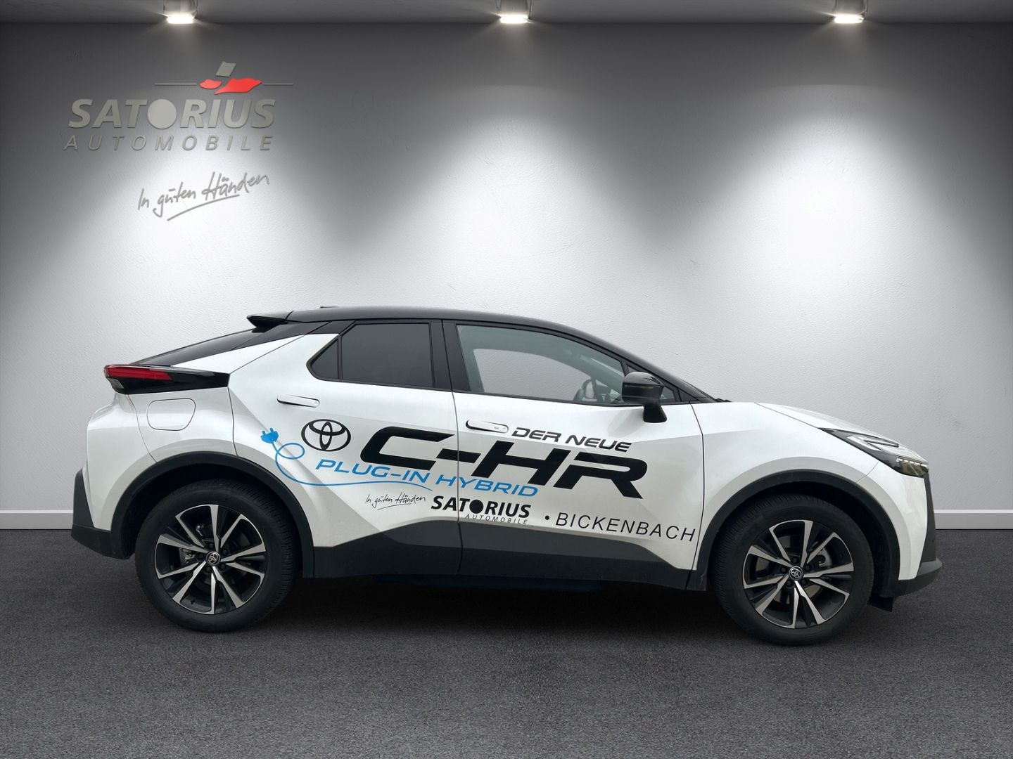 Toyota C-HR Plug-In Hybrid FWD Team Deutschland Navi LE