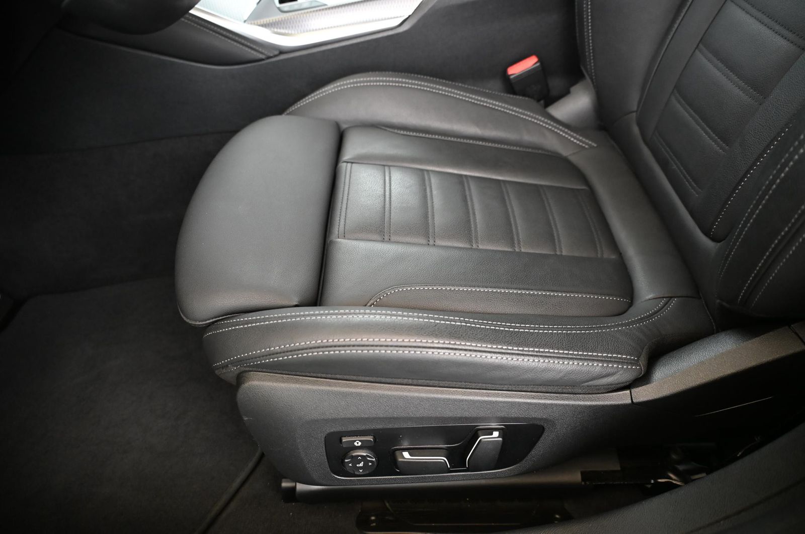 BMW 420d xDrive G-Coupe M-Sport LED/NAV/LEDER/GSD/19