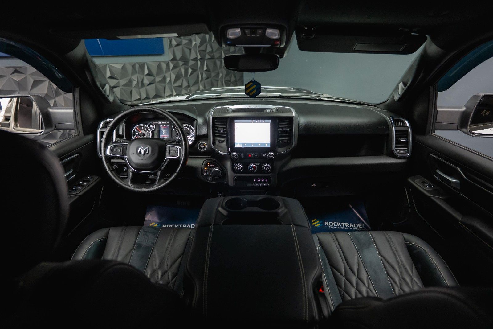 Dodge RAM 3.6 V6 MY 25 Offroad Night-Paket ACC LED 19%