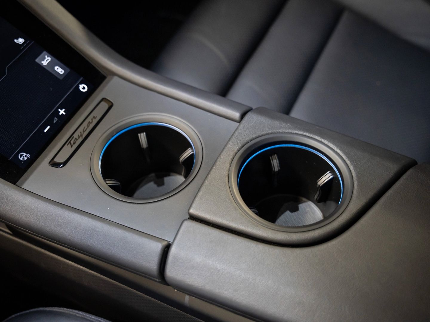 Porsche Taycan 4S Sport Chrono Paket InnoDrive BOSE