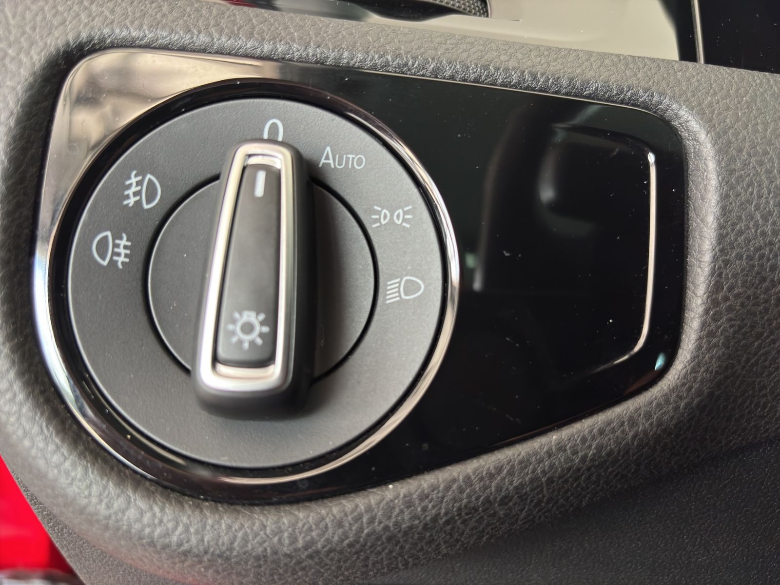 Volkswagen Golf VII Variant 2.0 TDI Highline - Samsaru's Car Outlet