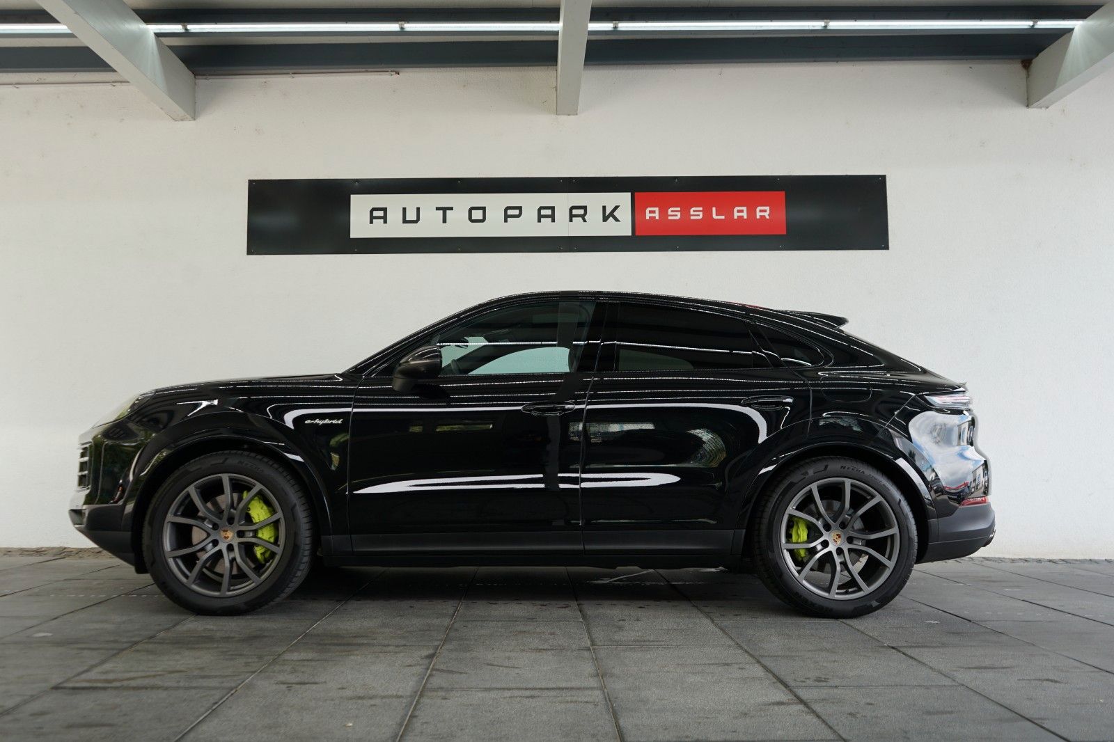 Porsche Cayenne Coupe E-Hybrid/P-Display/HeadUp/PDCC/MEG