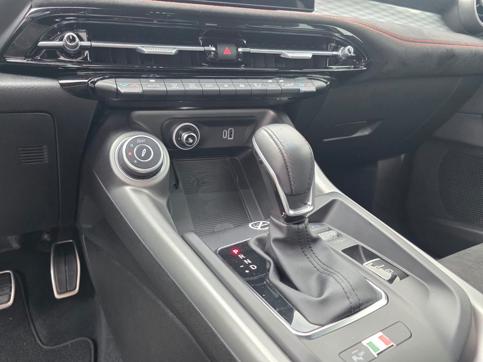 Alfa Romeo Tonale MildHybrid Veloce -Garantie/1.Hd/S-Heft-