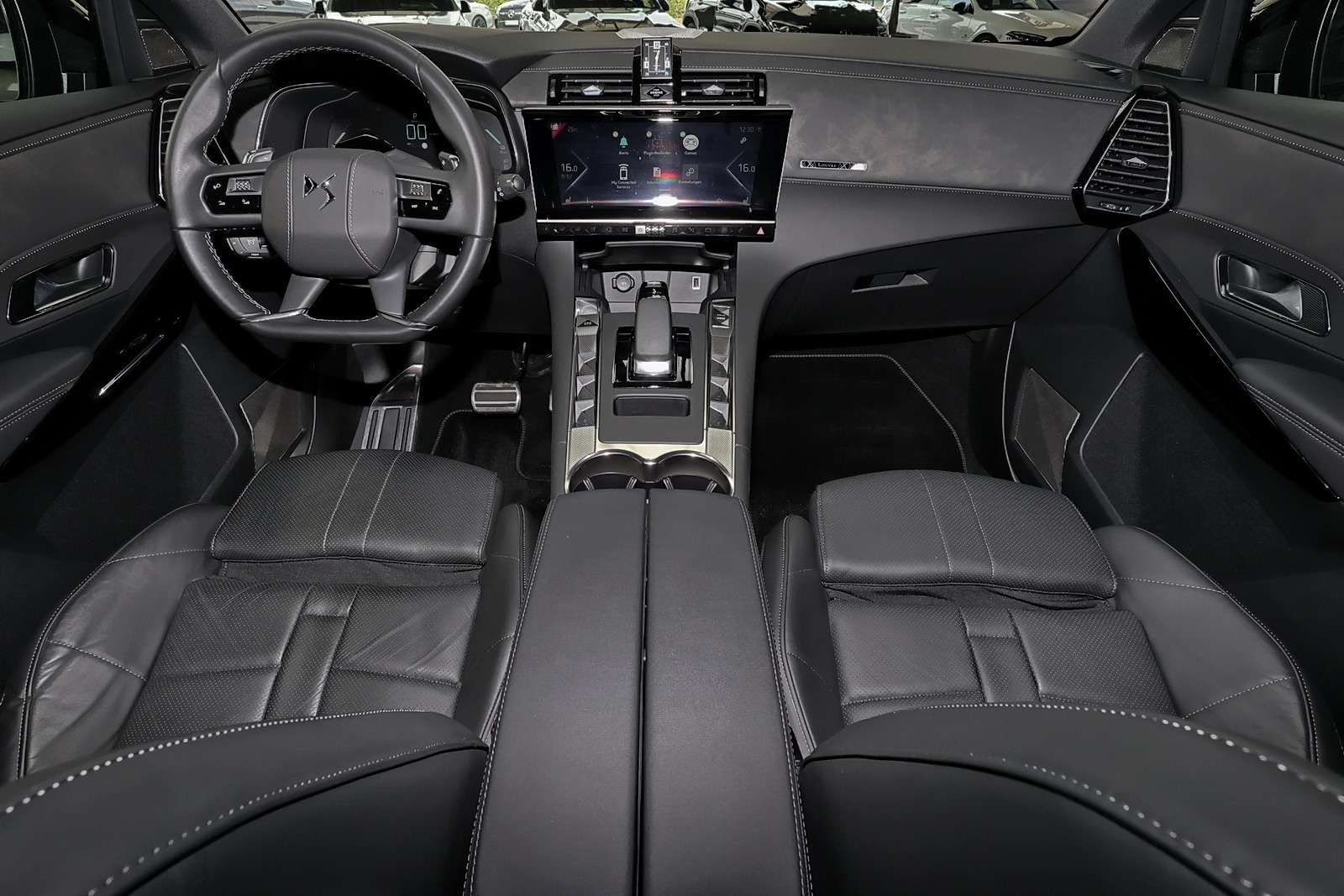 Citroën DS7 Crossback E-Tense 4x4 Louvre Pano+AHK+20"