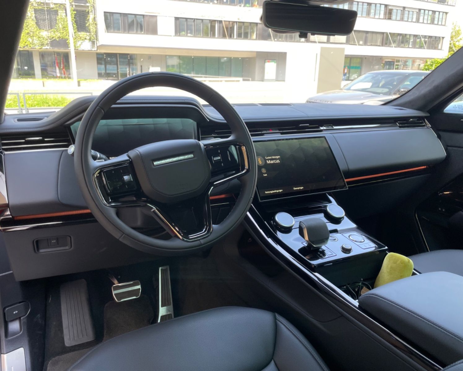 Range Rover Sport P530 First Editon Autobio - Samsaru's Car Outlet