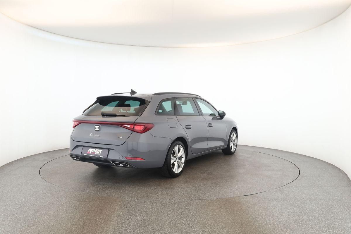 Seat Leon Sportstourer 2.0 TDI DSG FR LED Nav Kam AHK