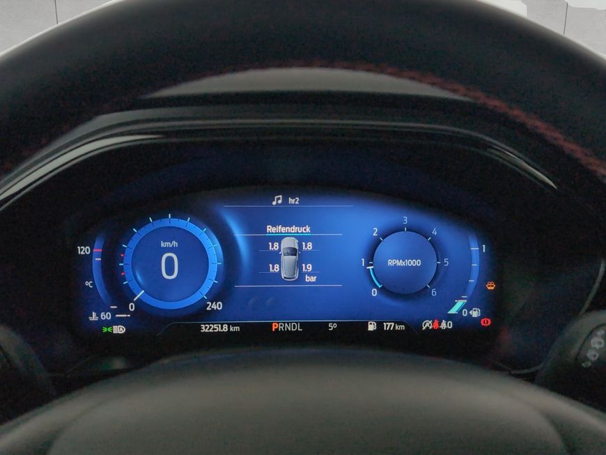 Ford Focus Turnier 1.5  Aut. ST-LINE X AHK+LED+NAVI+S