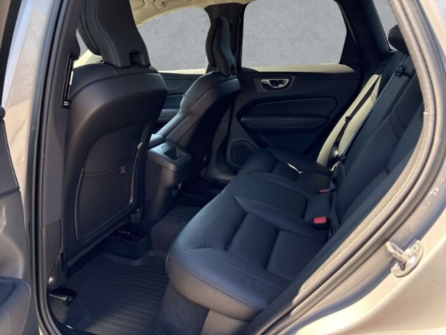 Volvo XC60 Plus Dark B4 Diesel 20''LM Standhz 360kam D