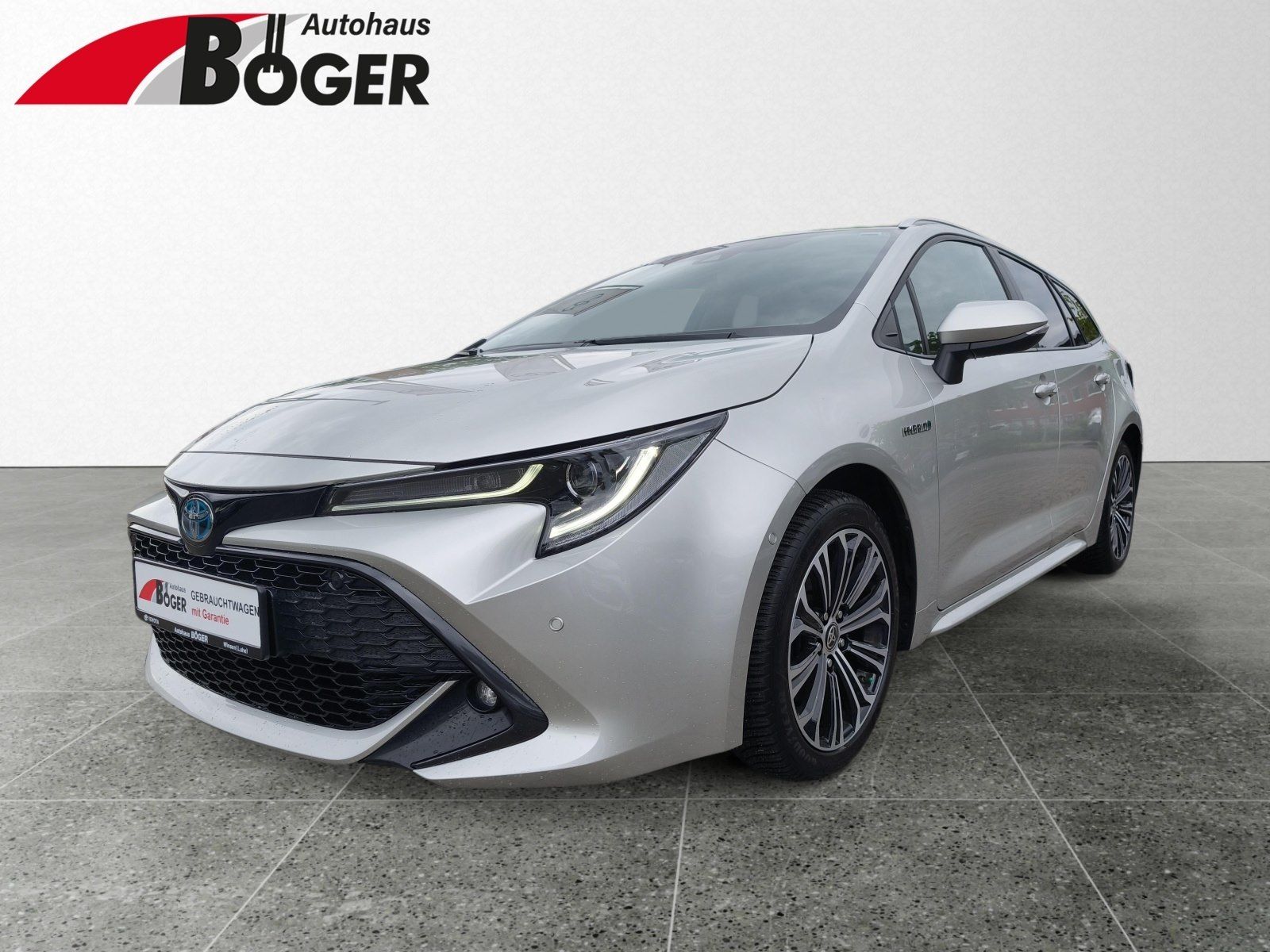 Toyota Corolla Touring Sports 2.0 Hybrid Team D *Allwet - Samsaru's Car Outlet