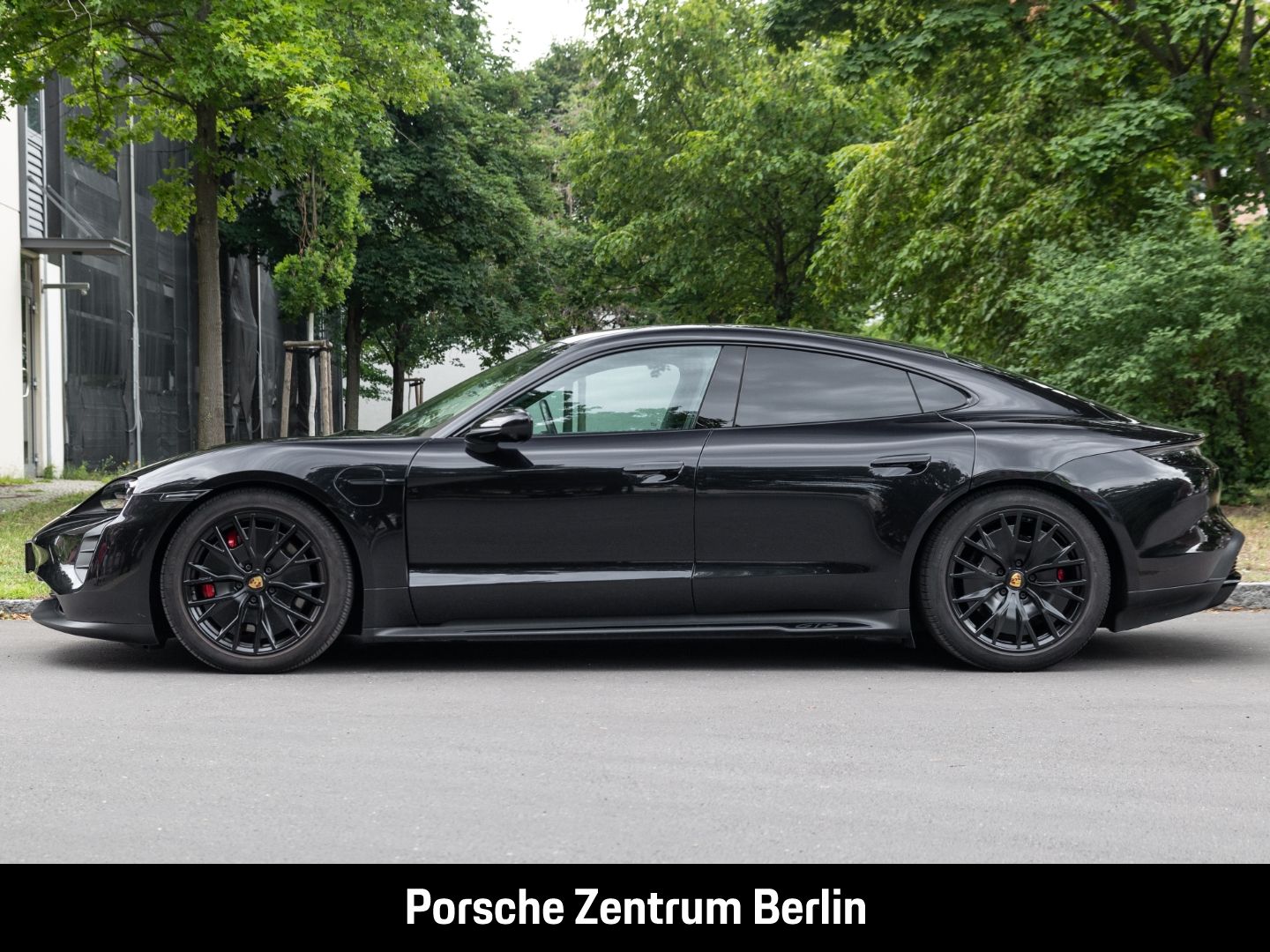 Porsche Taycan GTS BOSE Rückfahrkamera Panoramadach LED