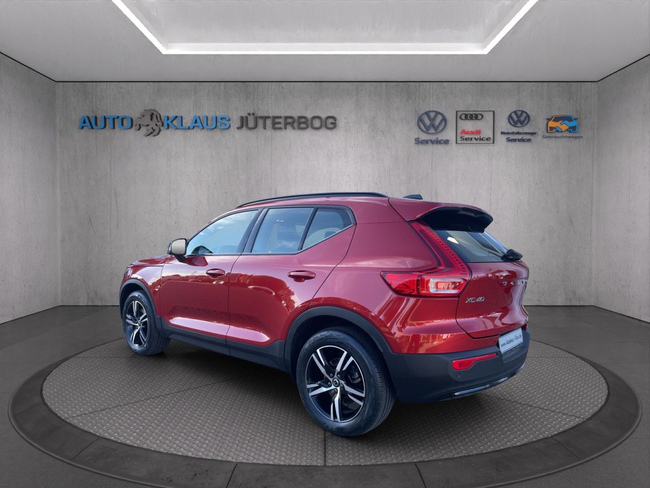Volvo XC 40 B4 AWD Plus Dark LED+Keyless