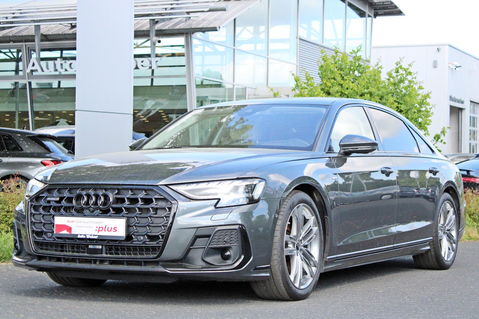 Audi A8 Lang 50TDI S LINE BLACK - Samsaru's Car Outlet