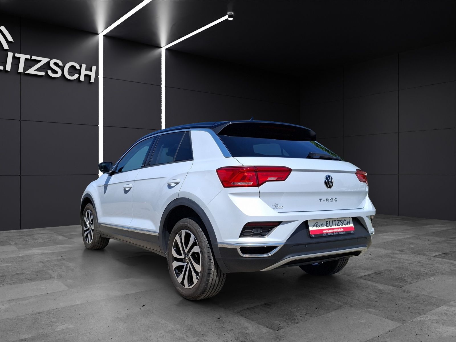 Volkswagen T-Roc TSI Active DSG - Samsaru's Car Outlet