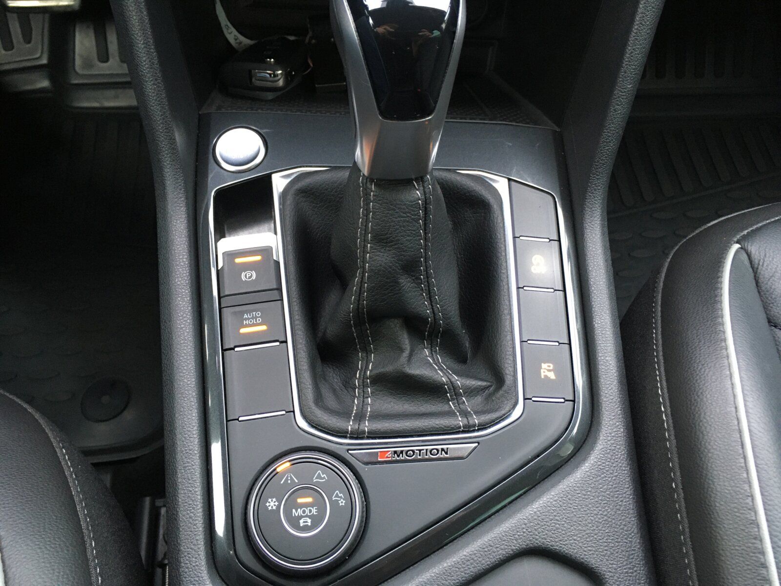 Volkswagen Tiguan R-Line 2.0 TDI 4Motion Leder+Soundsystem+