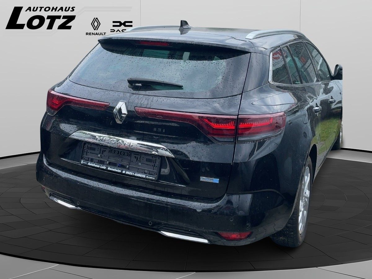 Renault Megane Grandtour INTENS E-TECH - Samsaru's Car Outlet