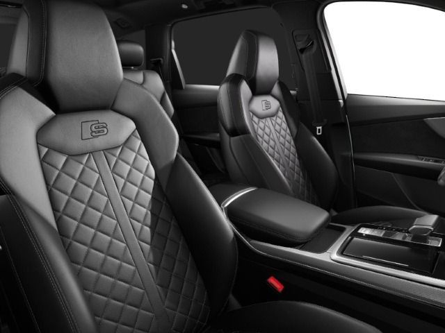 Audi Q7 SUV S line 60 TFSI e quattro *0,5%*AHK*PANO